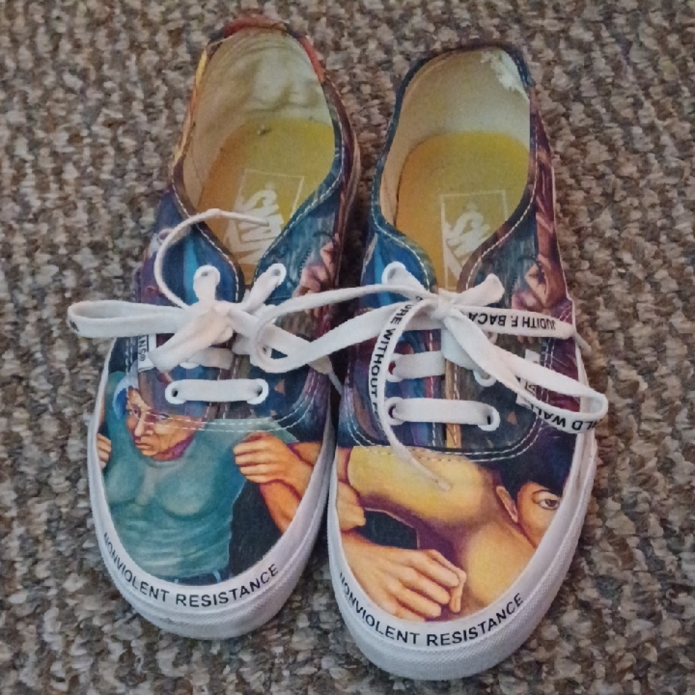 Vans X MOCA Authentic Judy Baca  Limited-Edition 2021. 6.5 Women's